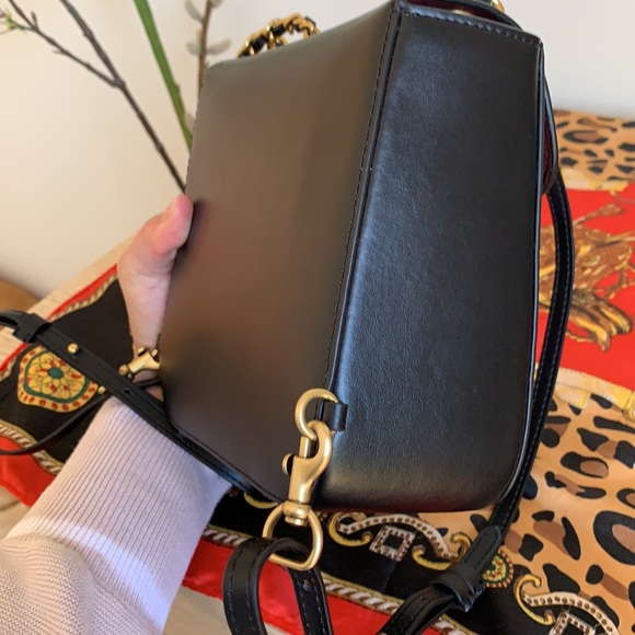 COACH - Picture 7 of 15